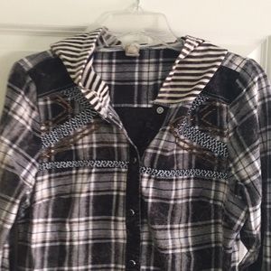 Gimmicks snap front shirt